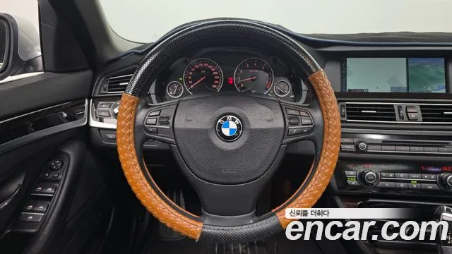 BMW 5 серии 2011 thumb 12