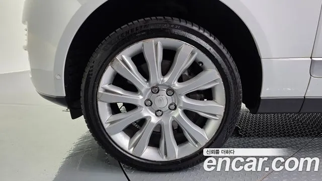 Land Rover Range Rover 2013 thumb 5