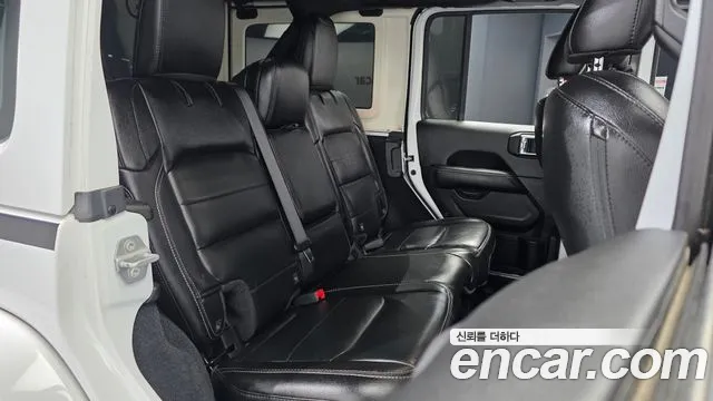 Jeep Wrangler 2020 thumb 12