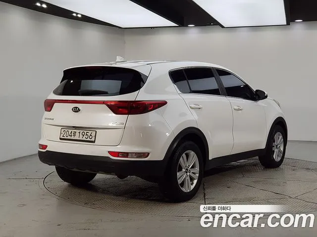 Kia Sportage 2017 thumb 4