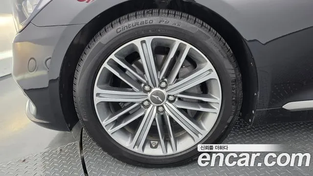 Genesis G80 2017 thumb 5