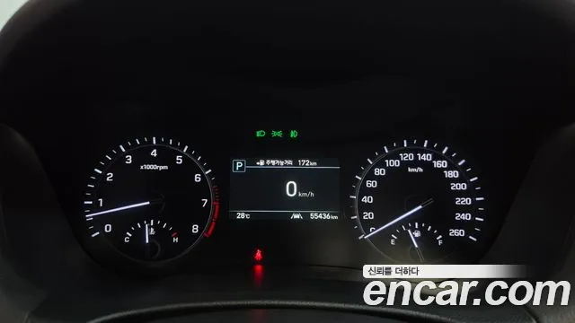 Genesis G80 2017 thumb 8