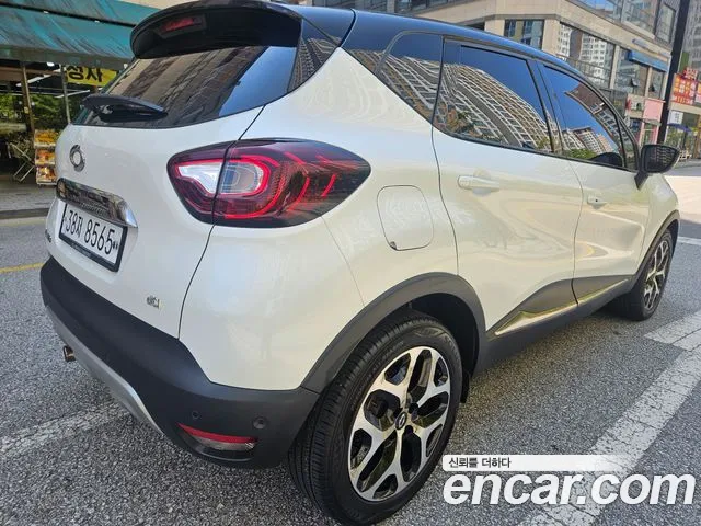 Renault Captur 2019 thumb 4