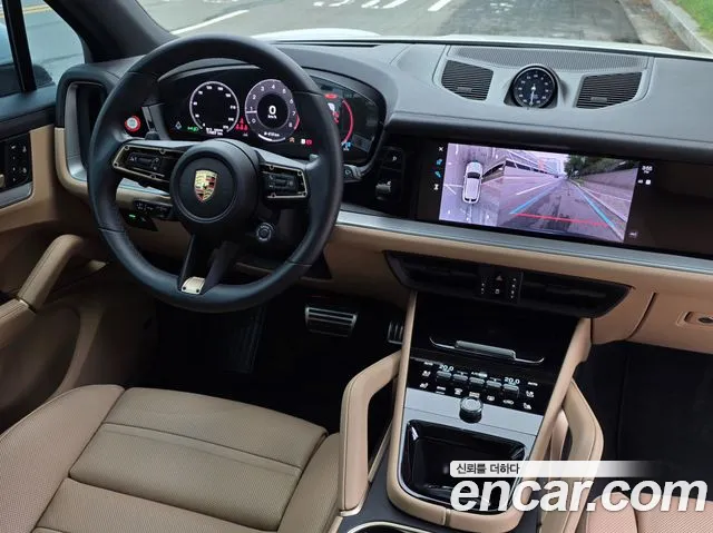 Porsche Cayenne 2024 thumb 9