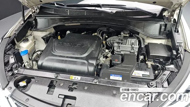 Hyundai Santa Fe 2012 thumb 6