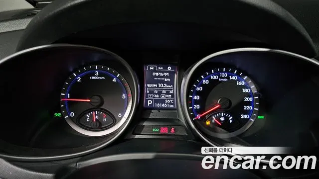 Hyundai Santa Fe 2012 thumb 8