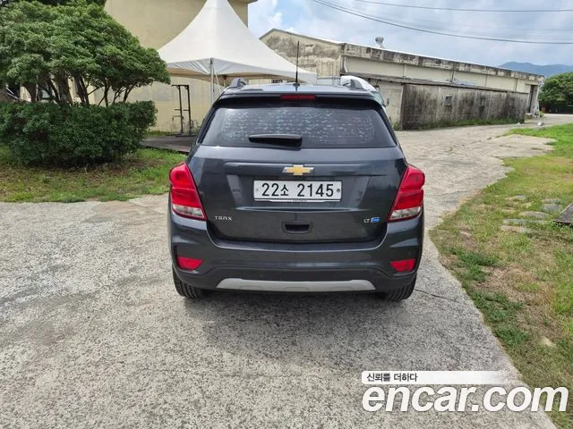 Chevrolet Tracker 2017 thumb 4
