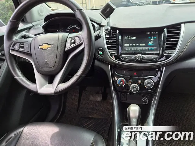 Chevrolet Tracker 2017 thumb 9