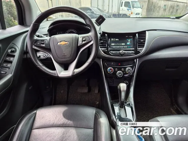 Chevrolet Tracker 2017 thumb 10