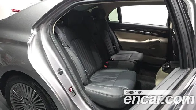Genesis G90 2020 thumb 12