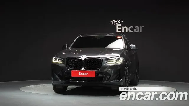 BMW X4 2023 thumb 3