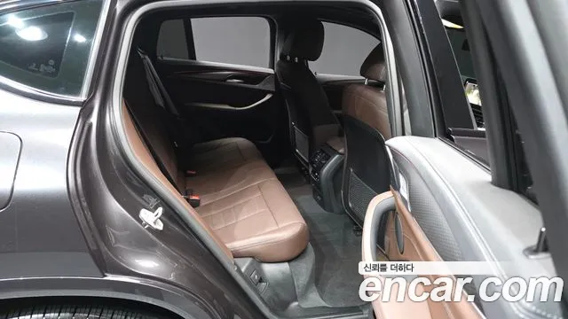 BMW X4 2023 thumb 12
