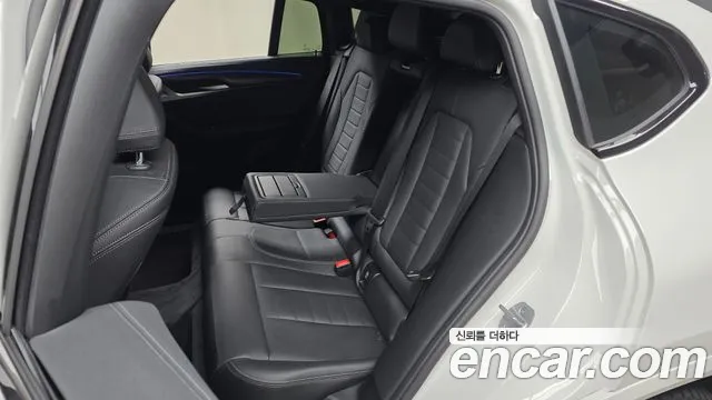 BMW X4 2024 thumb 11