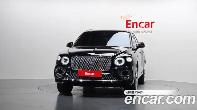 Bentley Bentayga 2023 thumb 2