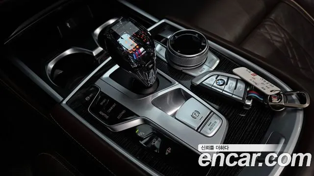 BMW 7 серии 2017 thumb 9