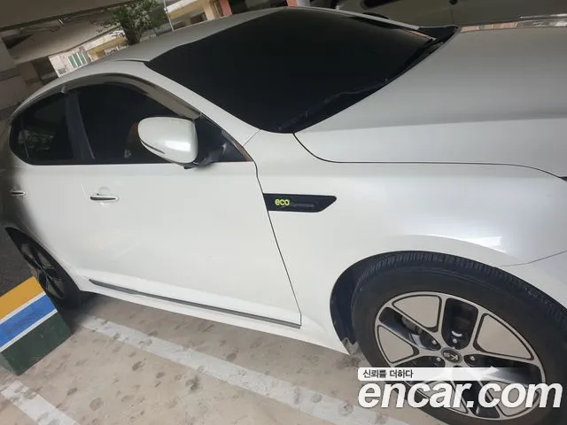 Kia K5 2011 thumb 2