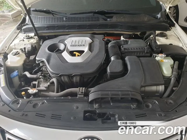 Kia K5 2011 thumb 6