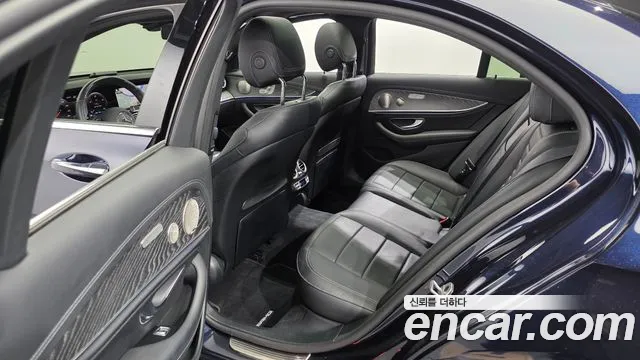 Mercedes-Benz E-Класс 2022 thumb 11