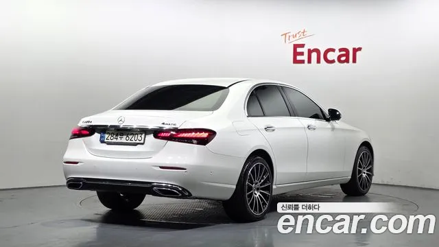 Mercedes-Benz E-Класс 2021 thumb 2