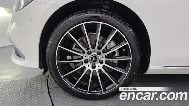 Mercedes-Benz E-Класс 2021 thumb 5