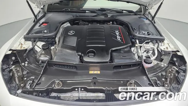 Mercedes-Benz AMG GT 2021 thumb 6