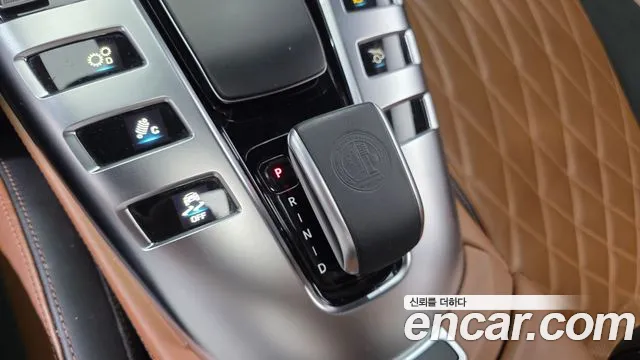 Mercedes-Benz AMG GT 2021 thumb 9