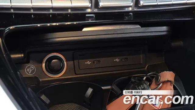Mercedes-Benz AMG GT 2021 thumb 12