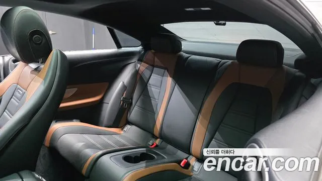 Mercedes-Benz E-Класс 2022 thumb 12