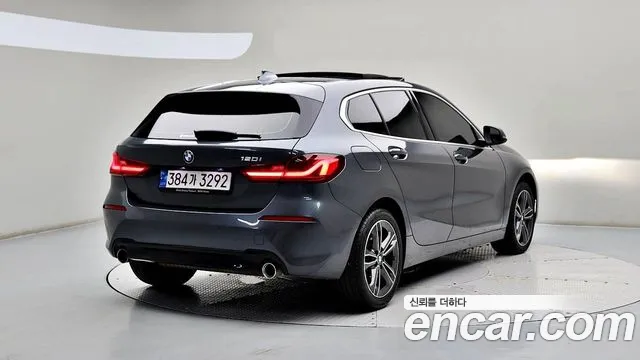 BMW 1 серии 2022 thumb 4