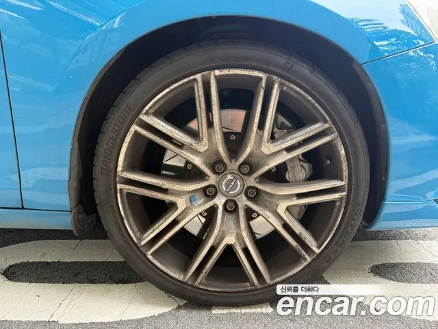 Volvo V60 2017 thumb 6