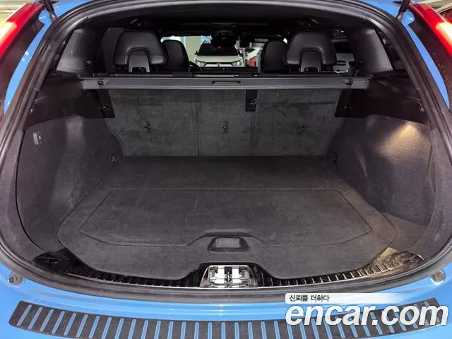 Volvo V60 2017 thumb 7