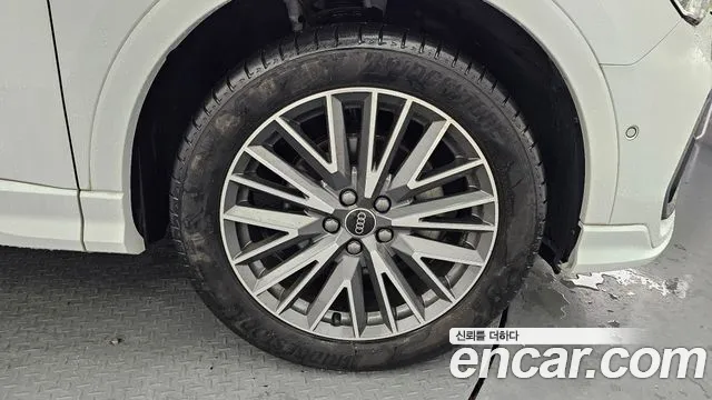 Audi Q3 2023 thumb 5