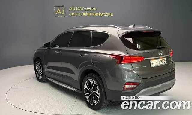 Hyundai Santa Fe 2018 thumb 6