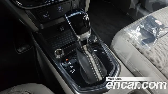 KG_Mobility_Ssangyong TIBOLI 2020 thumb 9