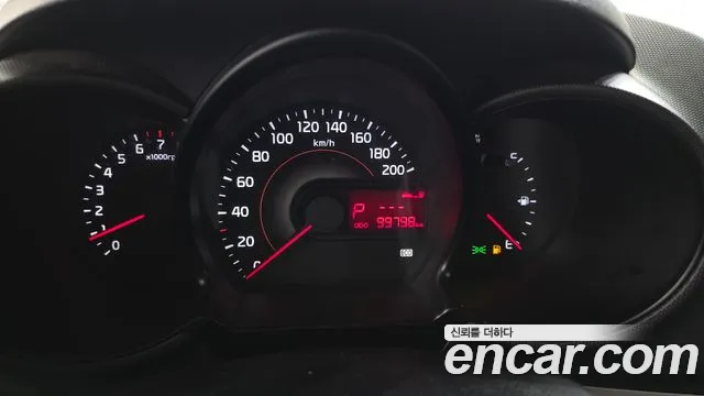 Kia Ray 2014 thumb 8
