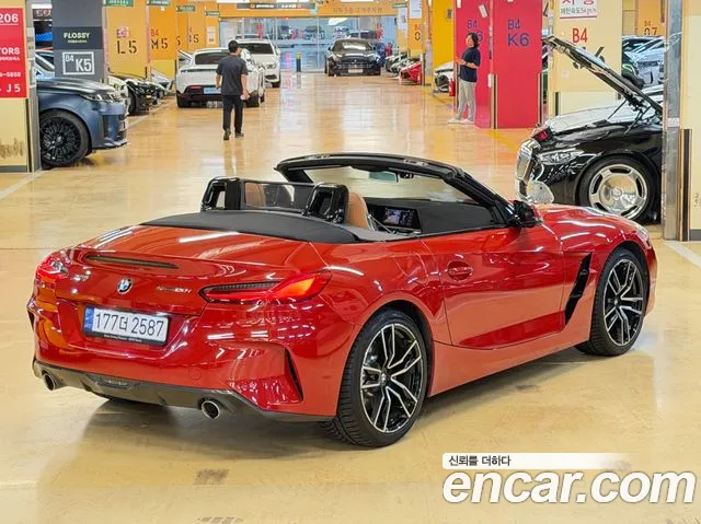 BMW Z4 2021 thumb 2