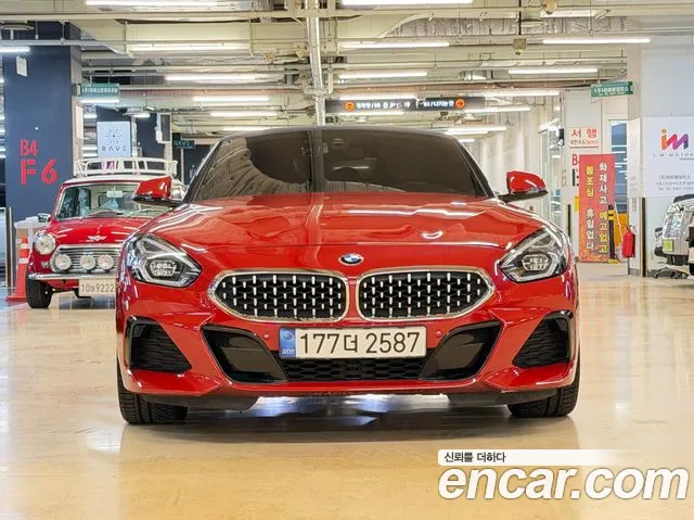 BMW Z4 2021 thumb 3