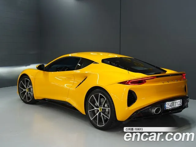 Lotus Emira 2024 thumb 3