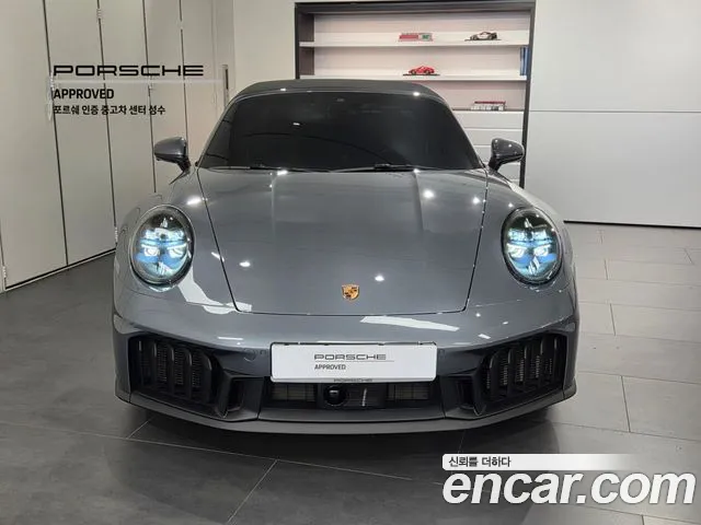 Porsche 911 2025 thumb 3