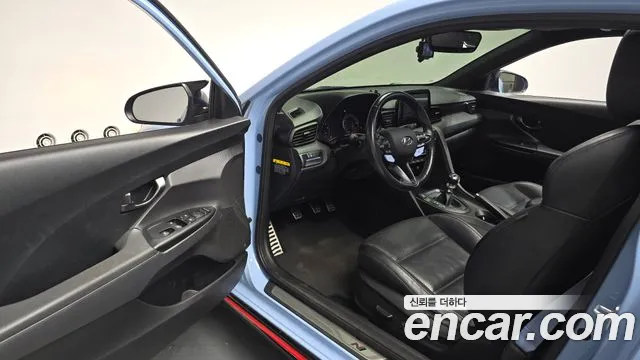 Hyundai Veloster 2018 thumb 9
