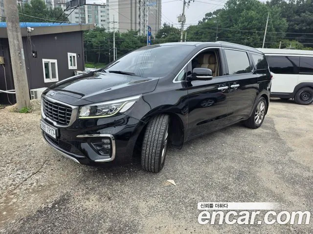 Kia Carnival 2018 thumb 3