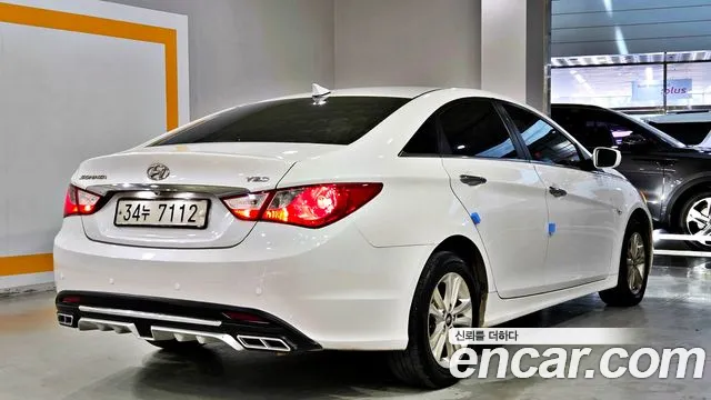 Hyundai Sonata 2010 thumb 6