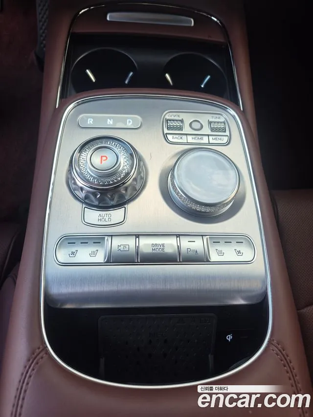 Genesis G90 2024 thumb 8