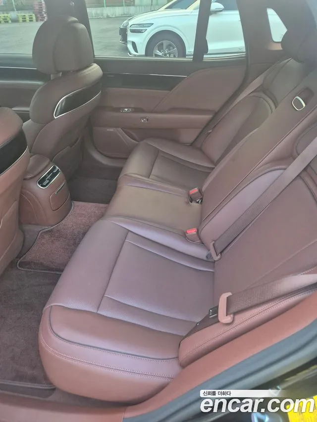 Genesis G90 2024 thumb 10