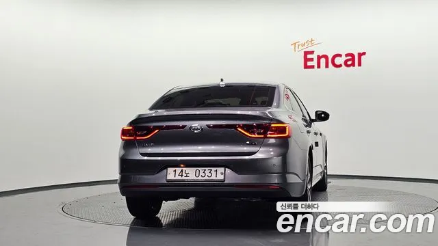 Renault Megane 2016 thumb 3