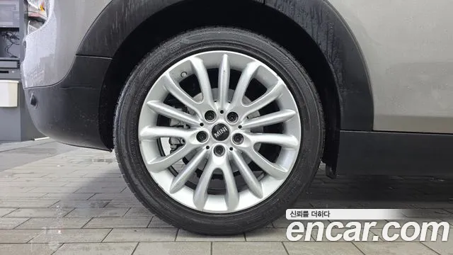 Mini Clubman 2018 thumb 5