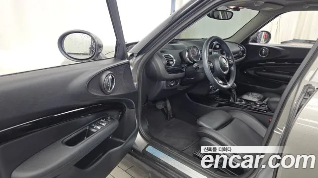 Mini Clubman 2018 thumb 10
