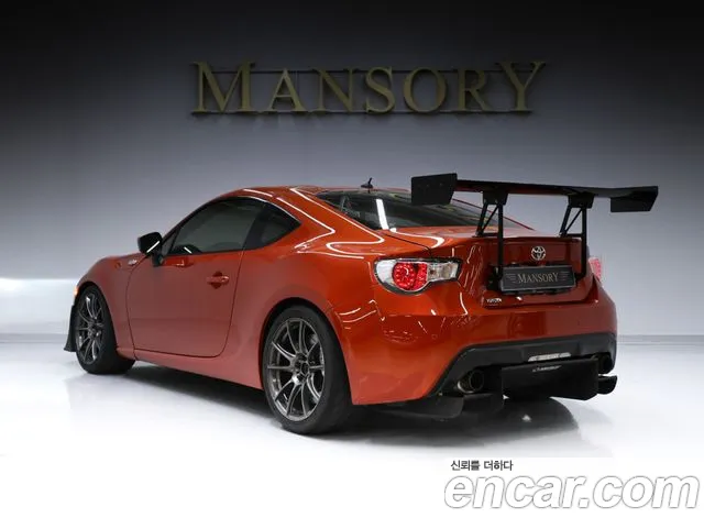 Toyota GT86 2012 thumb 4