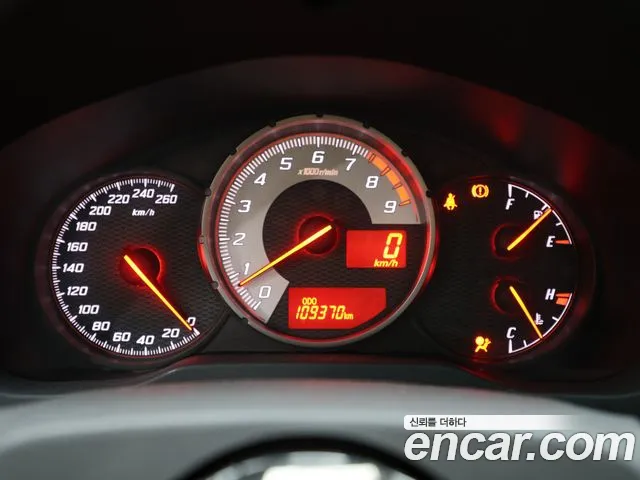 Toyota GT86 2012 thumb 10