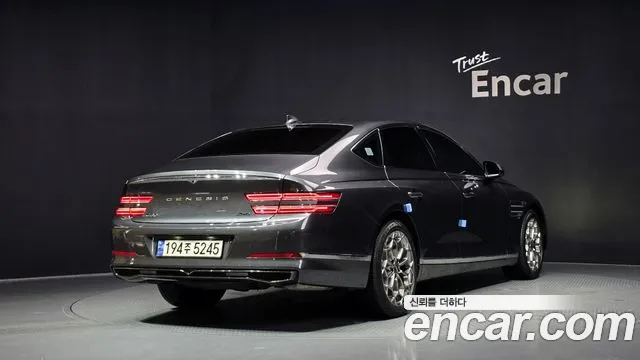 Genesis G80 2021 thumb 2